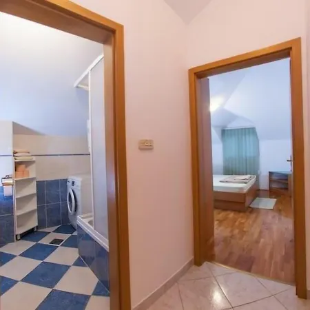 In Great Location Makarska